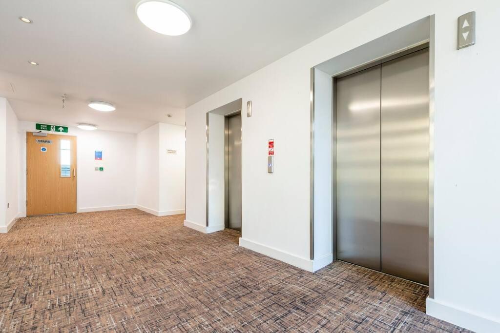 London Skylineviews 2 Bed 2 Bath Flat Near Canary Wharf, O2 & Excel Экстерьер фото