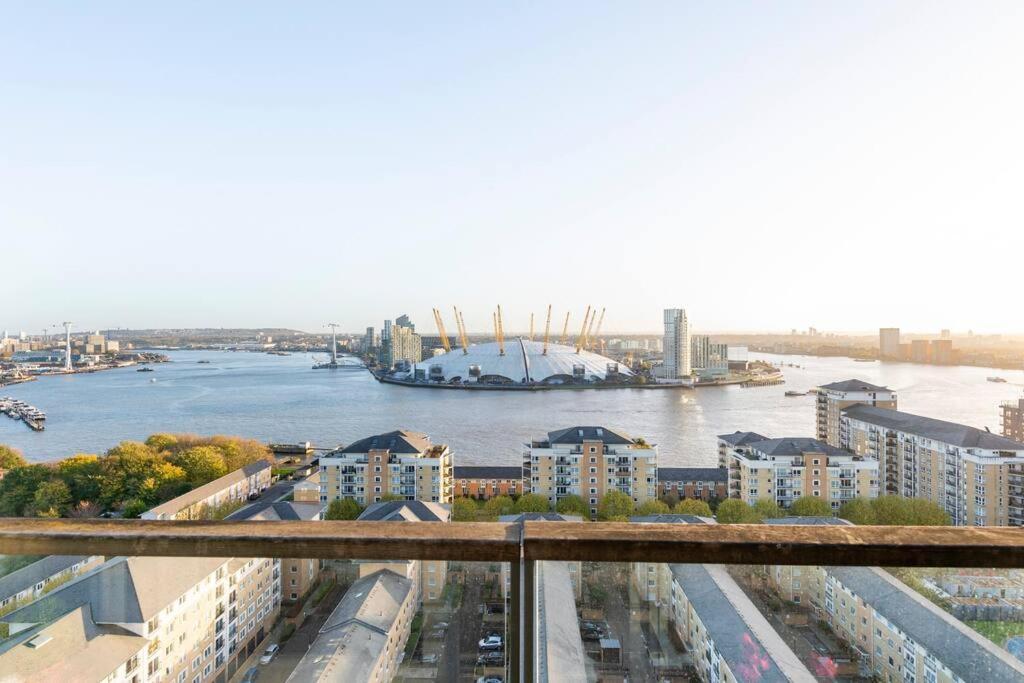 London Skylineviews 2 Bed 2 Bath Flat Near Canary Wharf, O2 & Excel Экстерьер фото